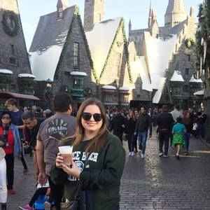 Meet your Posher, Olivia